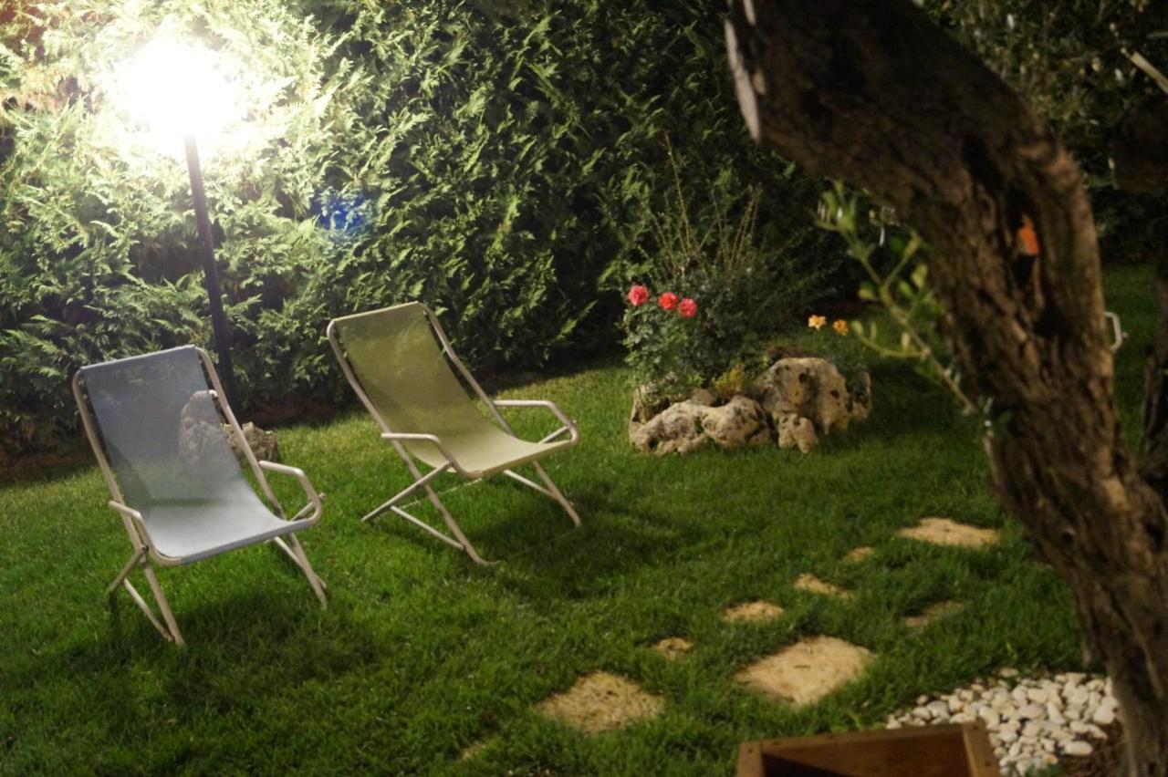 La Casa Del Nonno Bed & Breakfast อัลเบโรเบลโล ภายนอก รูปภาพ
